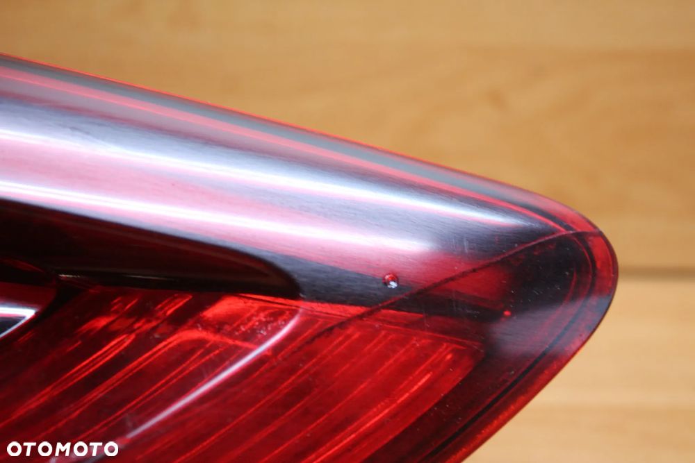LAMPA PRAWY TYŁ TYLNA PRAWA W KLAPE LED OPEL INSIGNIA B KOMBI 39107538 - 3