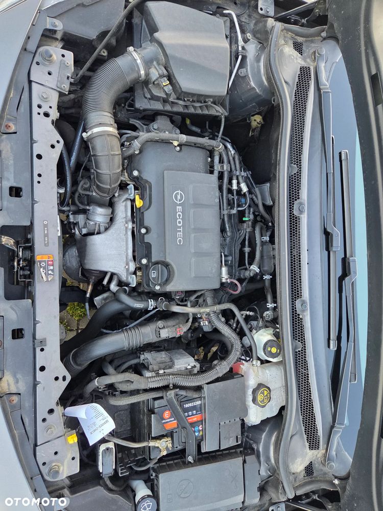 Opel Astra 1.4 Turbo Innovation - 19