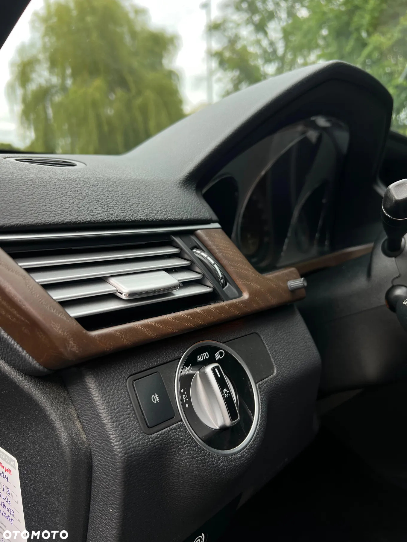 Mercedes-Benz Klasa E 350 T CDI DPF 4Matic BlueEFFICIENCY 7G-TRONIC Avantgarde - 23