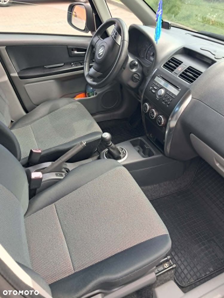 Suzuki SX4 1.6 GS / Premium 4WD - 7
