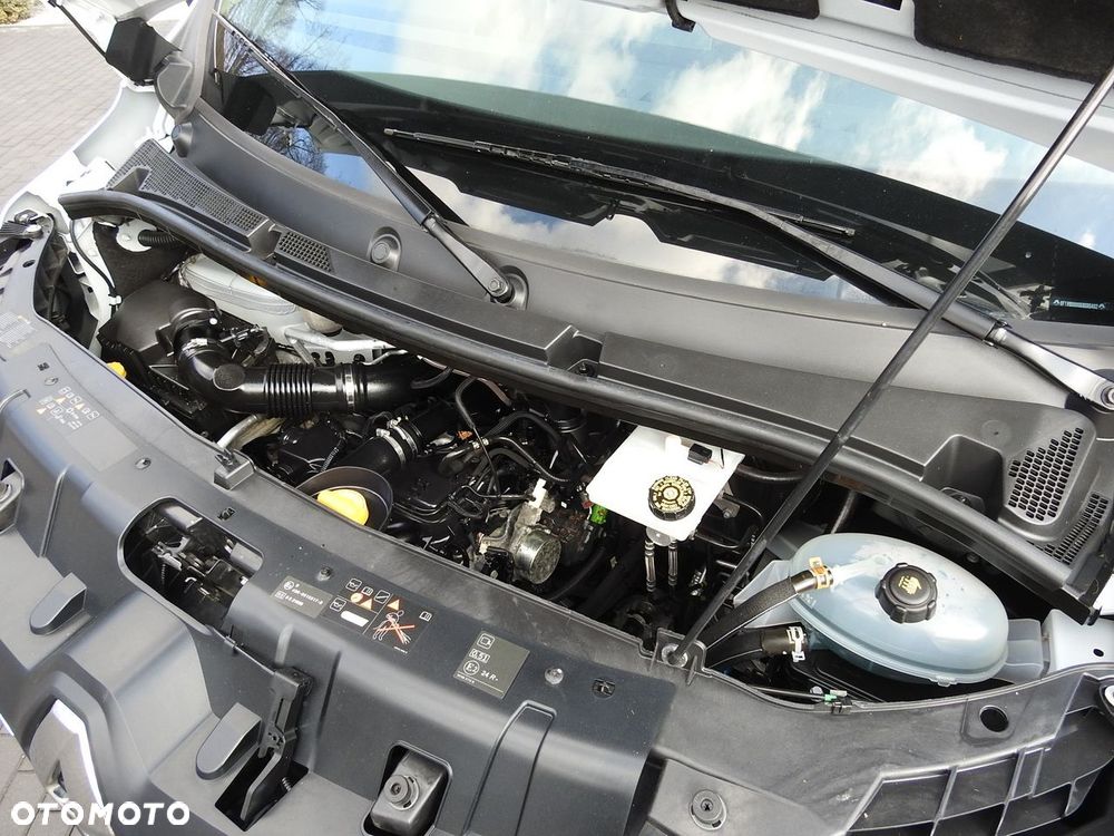 Renault MASTER  PLANDEKA 10 PALET WEBASTO TEMPOMAT LEDY PNEUMATYKA KLIMATYZACJA  165KM - 23