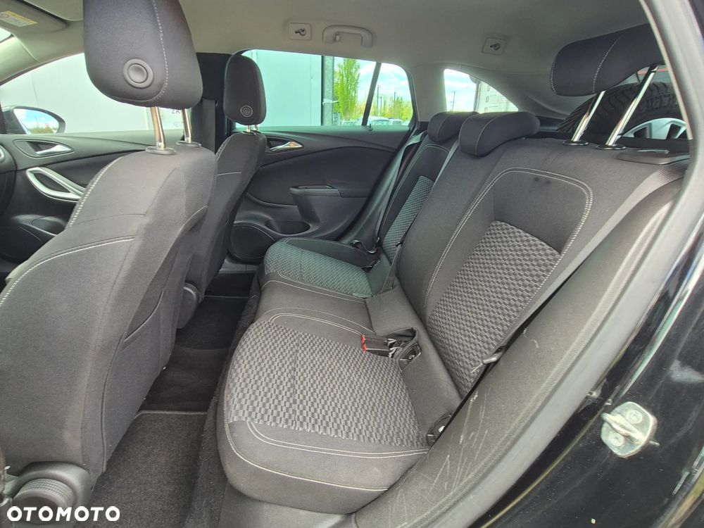 Opel Astra 1.6 D Start/Stop Business - 25