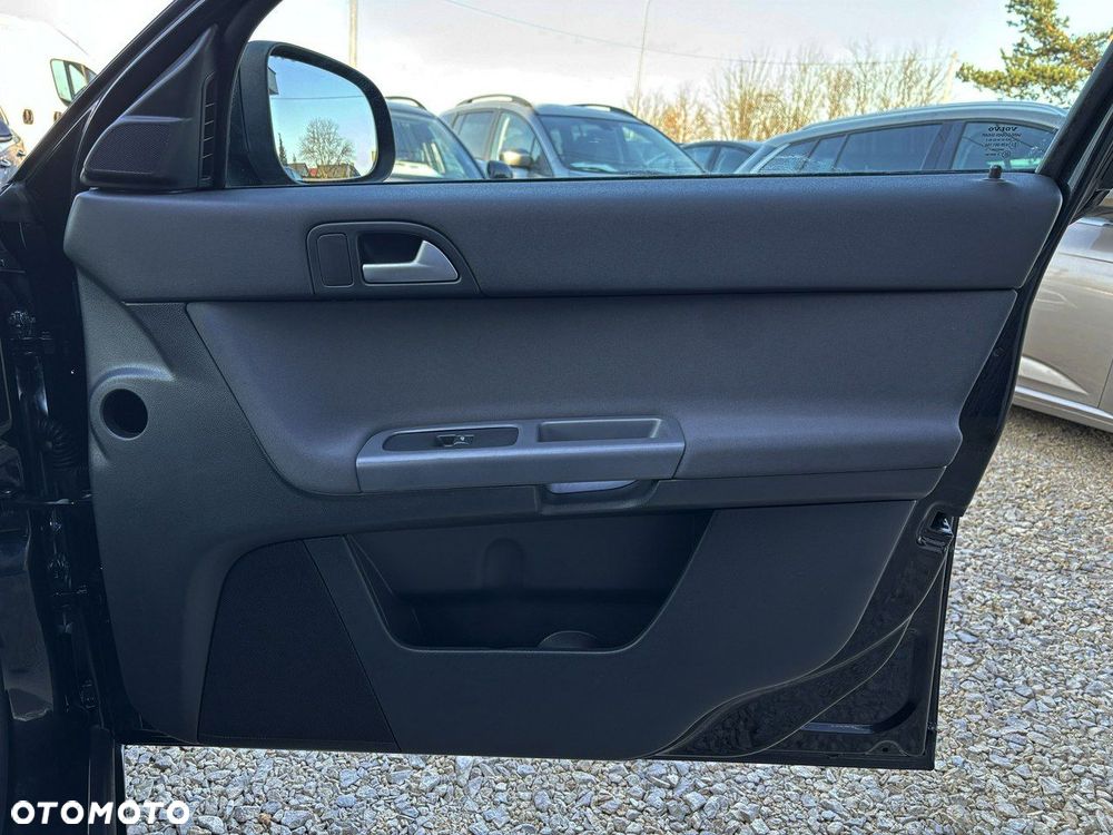 Volvo V50 - 28