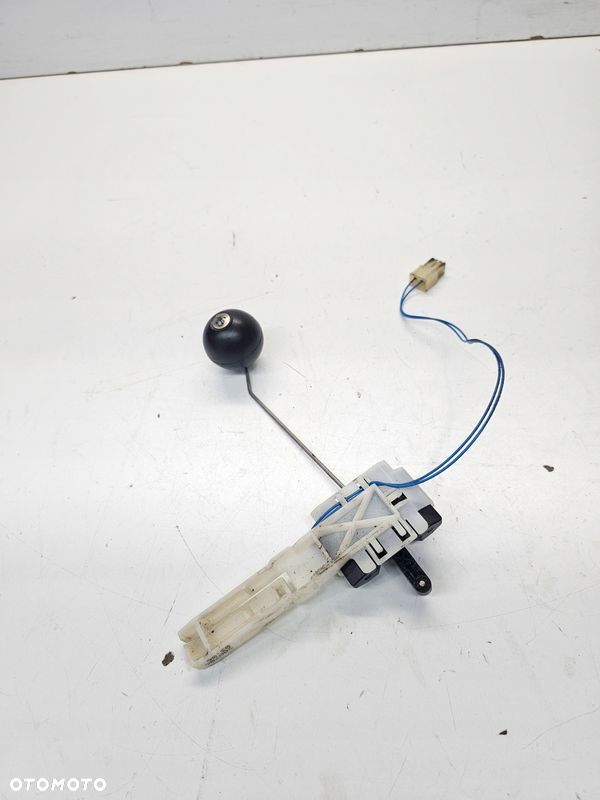 PŁYWAK PALIWA CZUJNIK AUDI Q7 4L 3.0 TDI 7L8919673A - 3