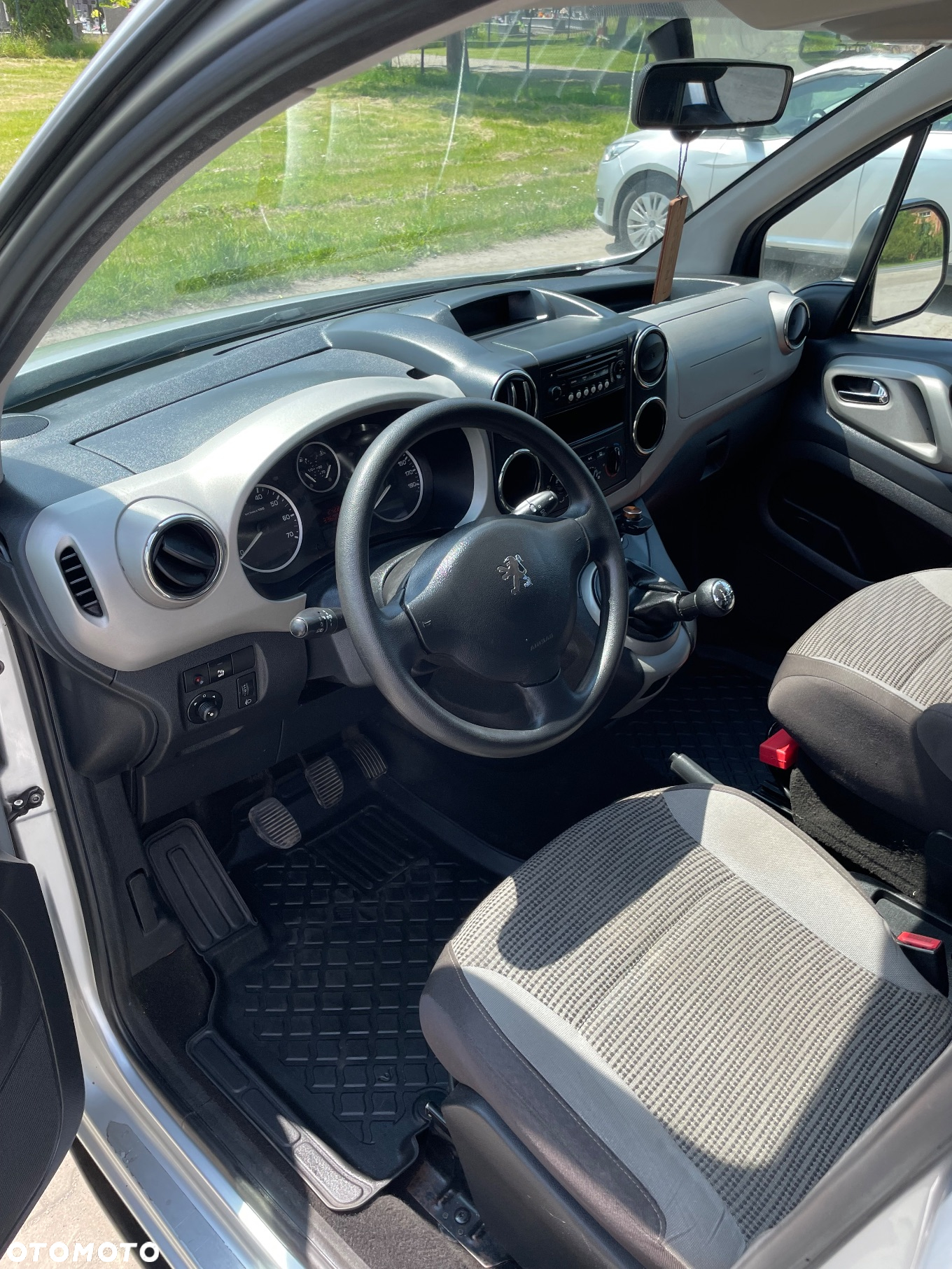 Peugeot Partner - 11