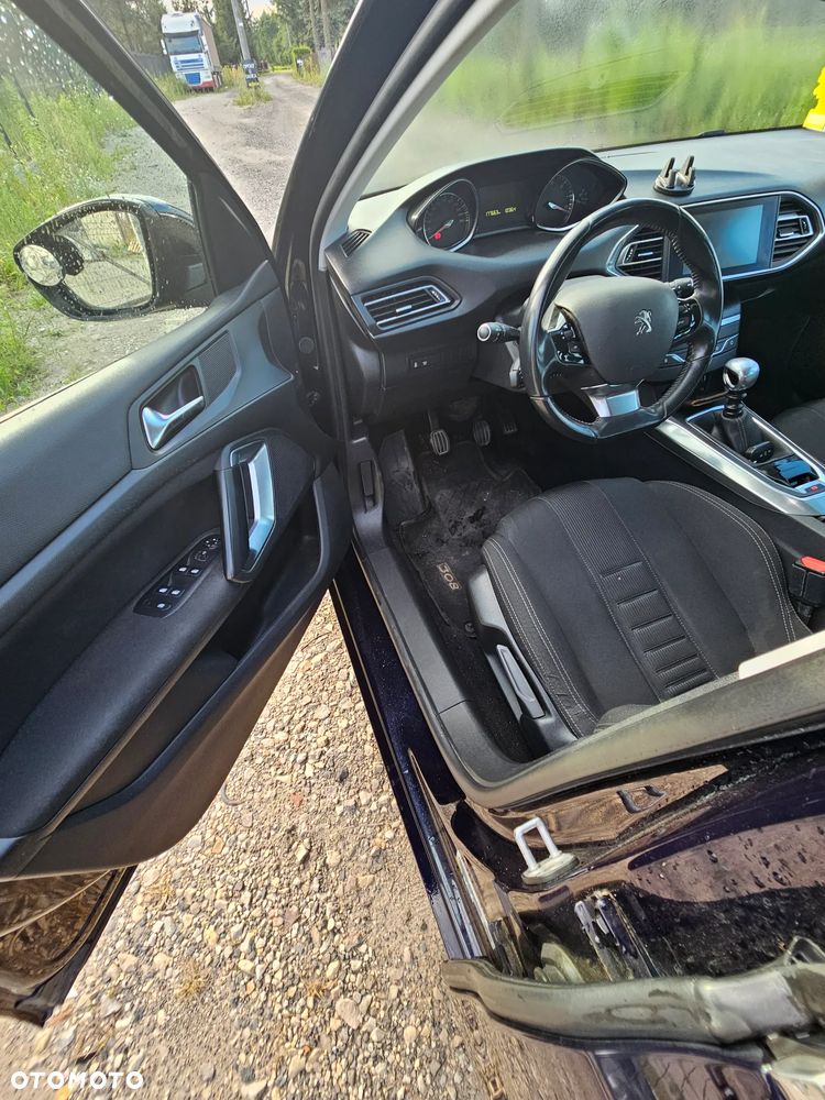 Peugeot 308 e-HDi 115 Stop & Start Allure - 11