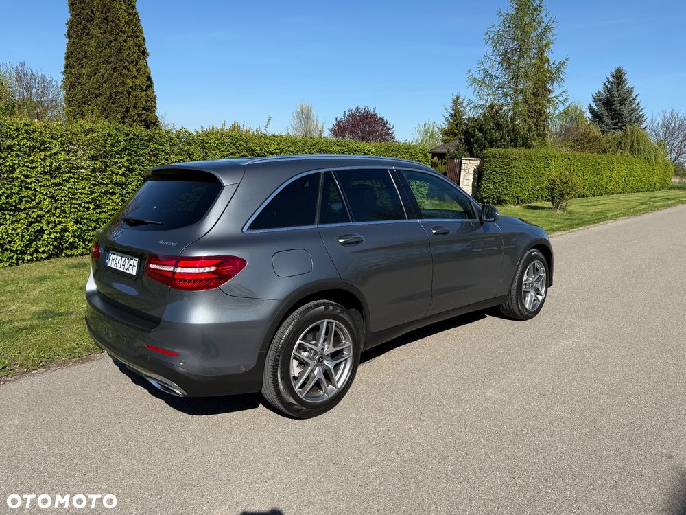 Mercedes-Benz GLC 220 d 4Matic 9G-TRONIC AMG Line - 6