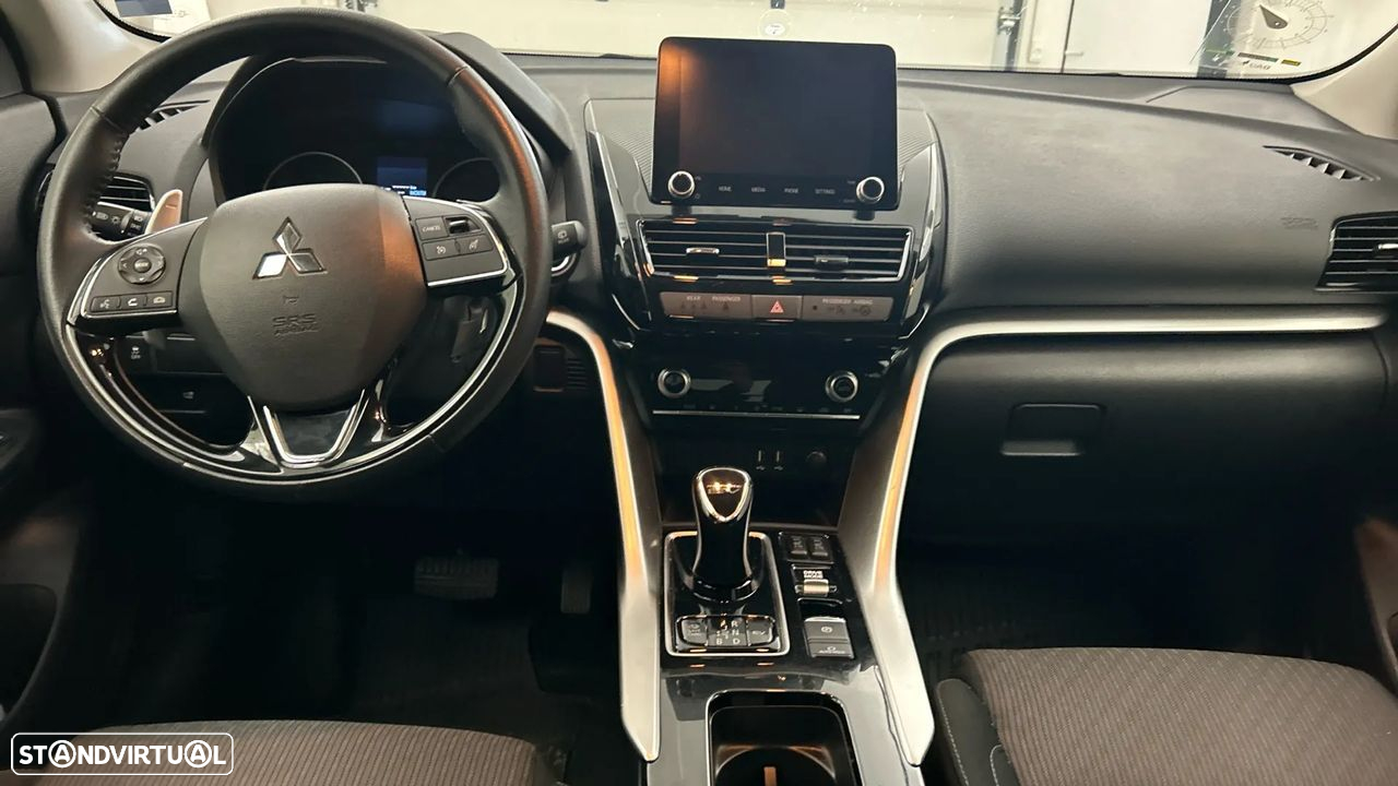 Mitsubishi Eclipse Cross 2.4 PHEV eMotion - 3
