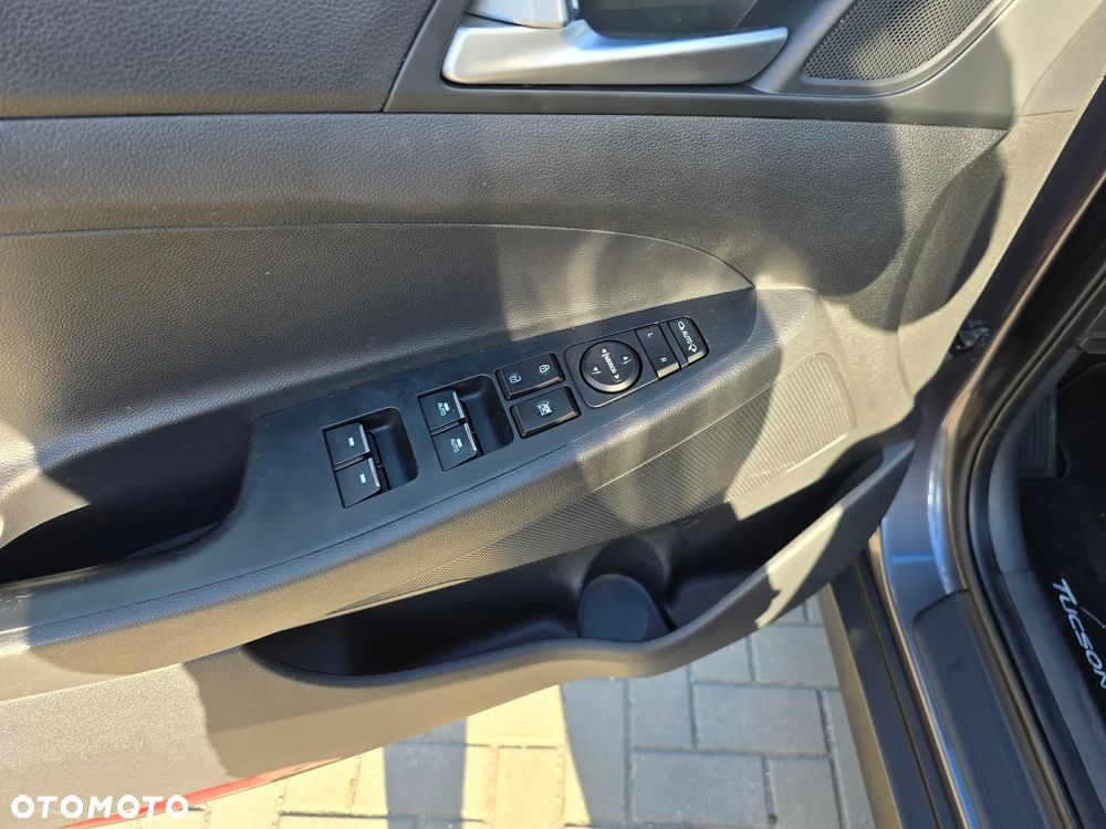 Hyundai Tucson - 24