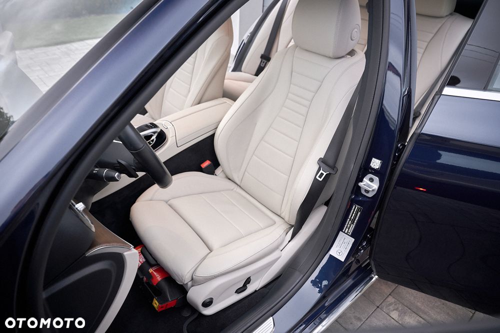 Mercedes-Benz Klasa E 350 9G-TRONIC Avantgarde - 22