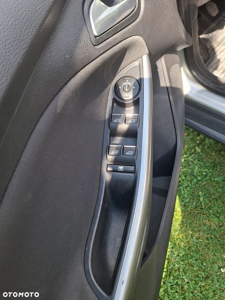 Ford Focus 1.0 EcoBoost Edition - 8