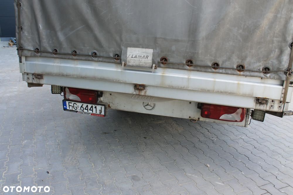 Mercedes-Benz Sprinter - 9
