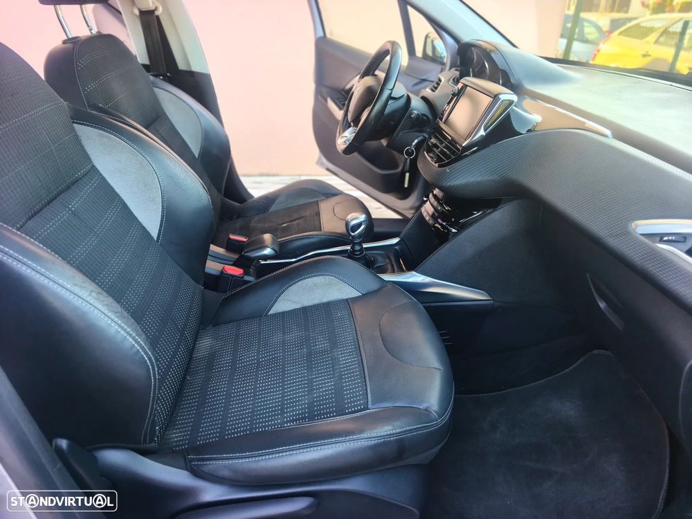 Peugeot 2008 e-HDi FAP 115 STOP & START Allure - 13