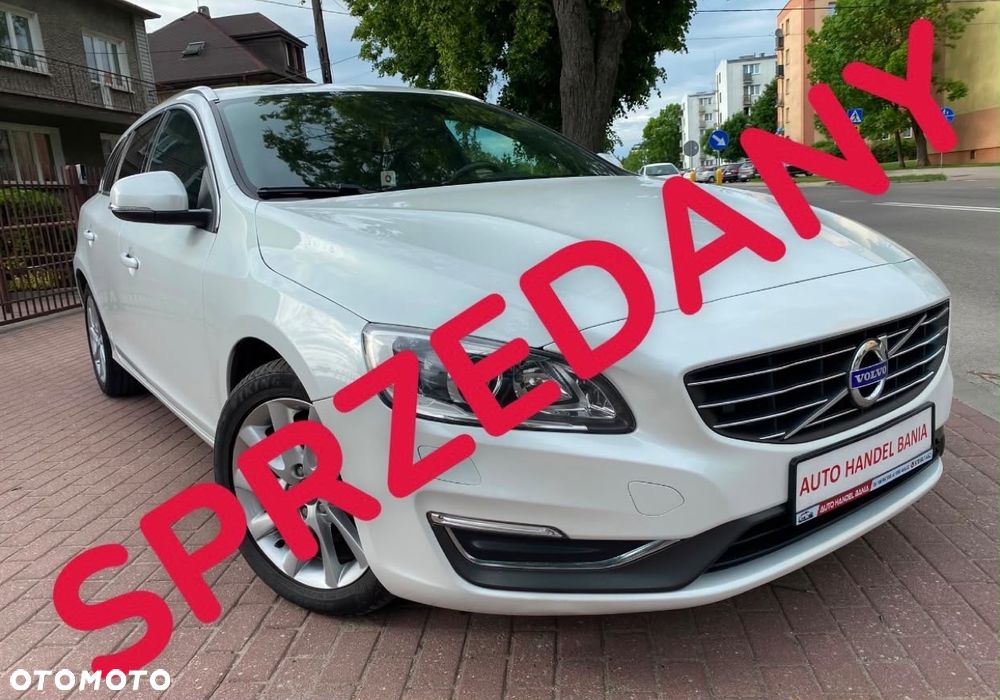 Volvo V60 D4 Momentum - 1