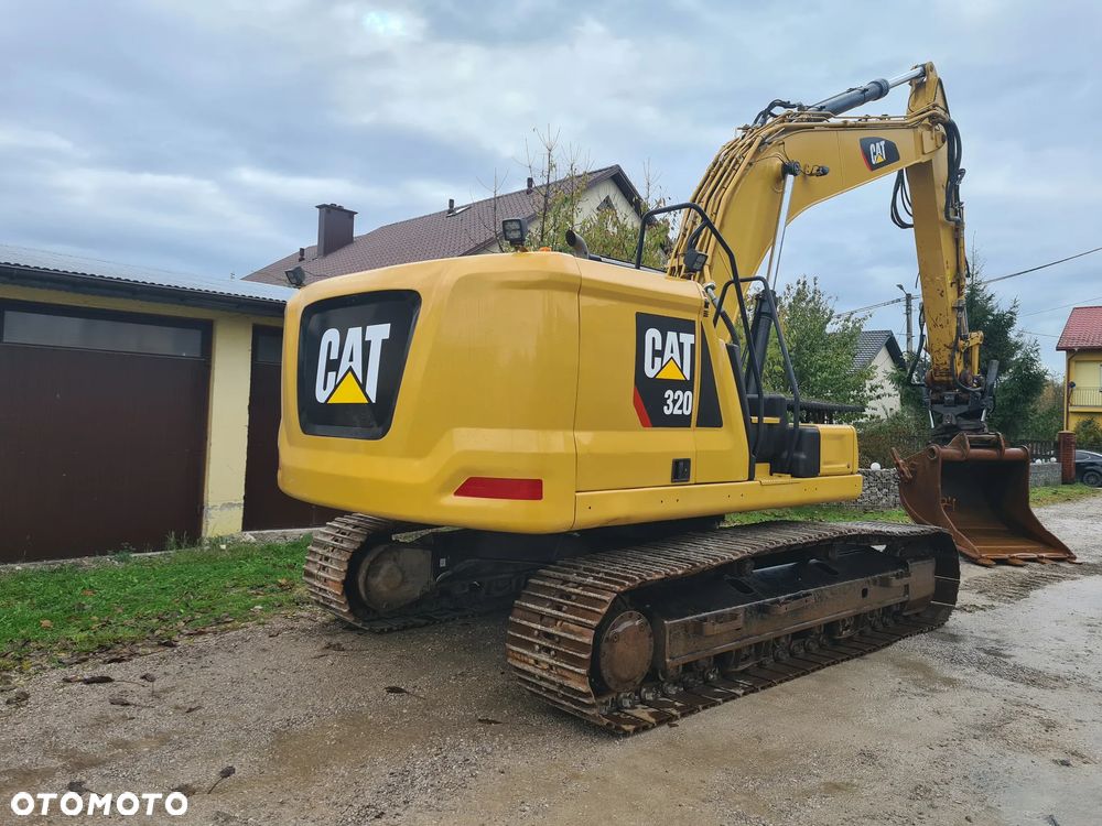 Caterpillar 320  07A Japan - 3