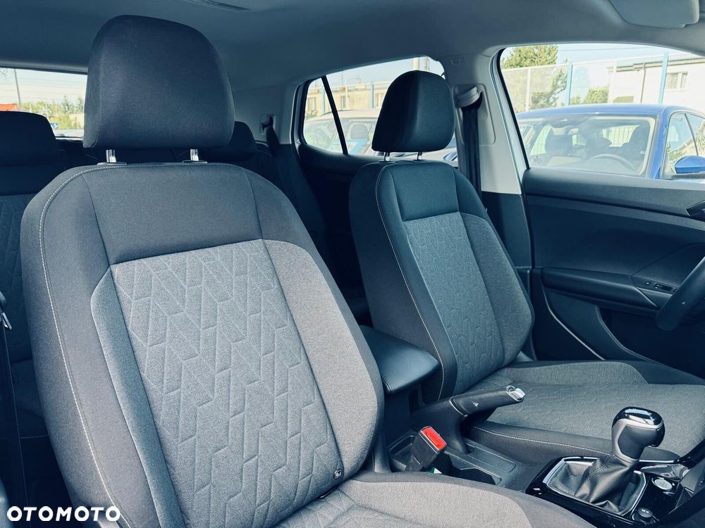 Volkswagen T-Cross - 15