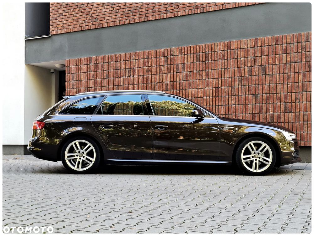 Audi A4 Avant 2.0 TDI DPF clean diesel quattro S line Sportpaket - 14