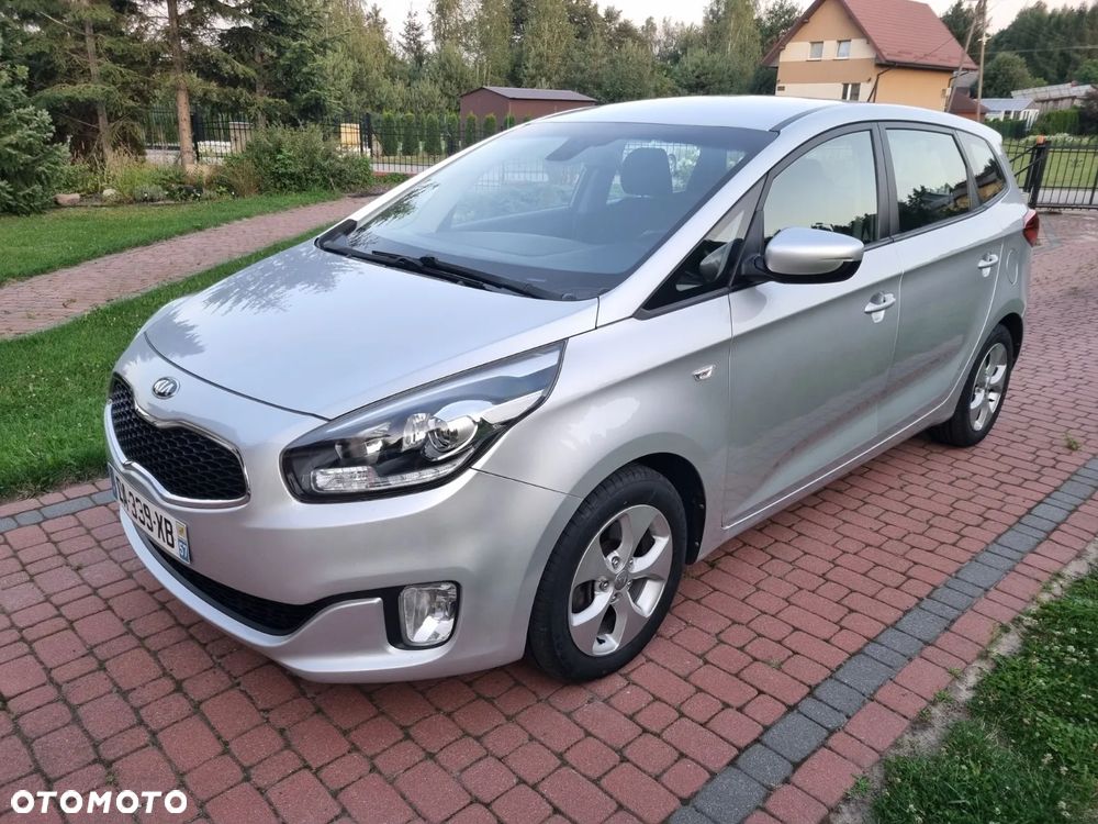 Kia Carens 1.7 CRDi M 7os - 3