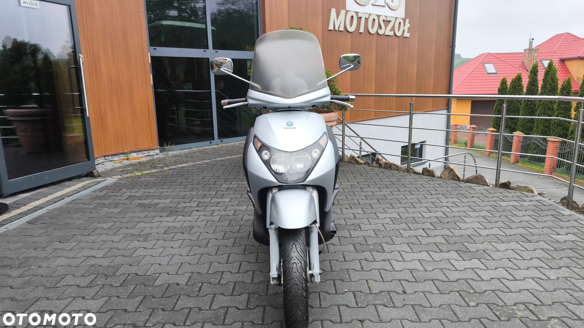 Piaggio Beverly - 7