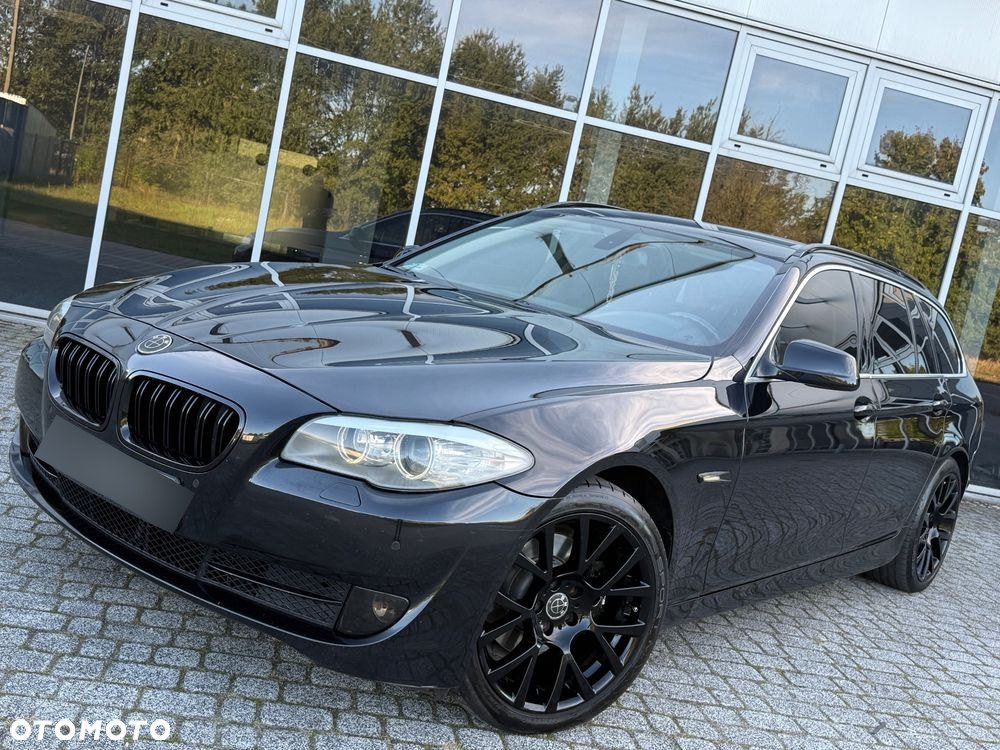 BMW Seria 5 520d Touring - 35