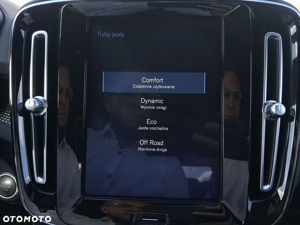 Volvo XC 40 - 26