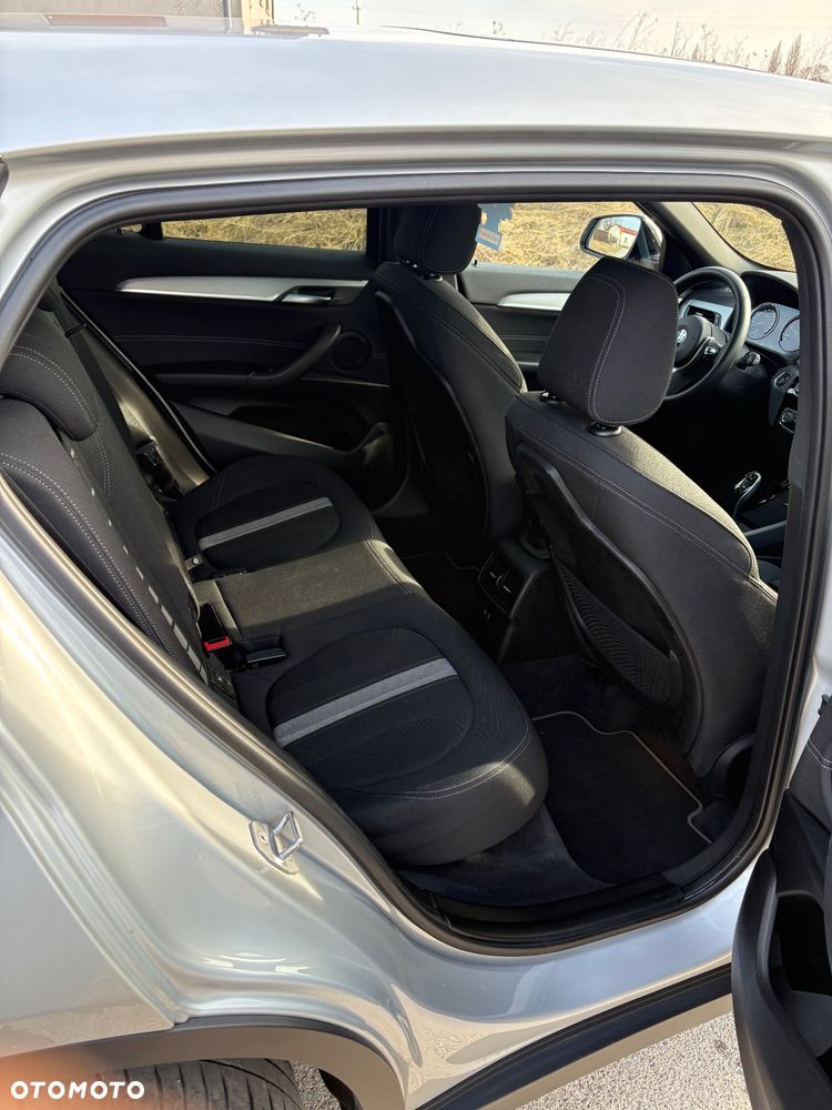 BMW X2 sDrive18d Edition M Mesh - 14