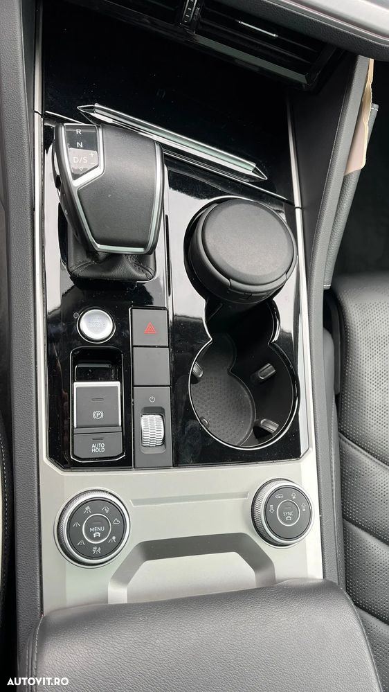 Volkswagen Touareg V6 TDI Elegance - 13