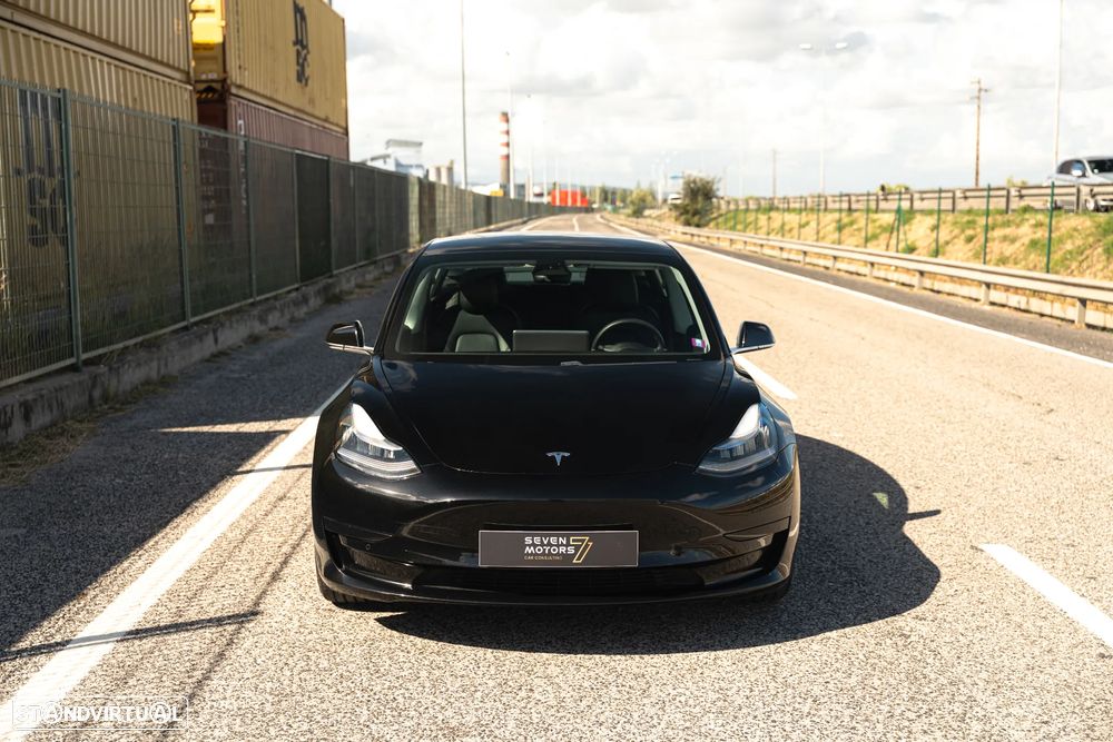 Tesla Model 3 Standard Range Plus RWD - 3