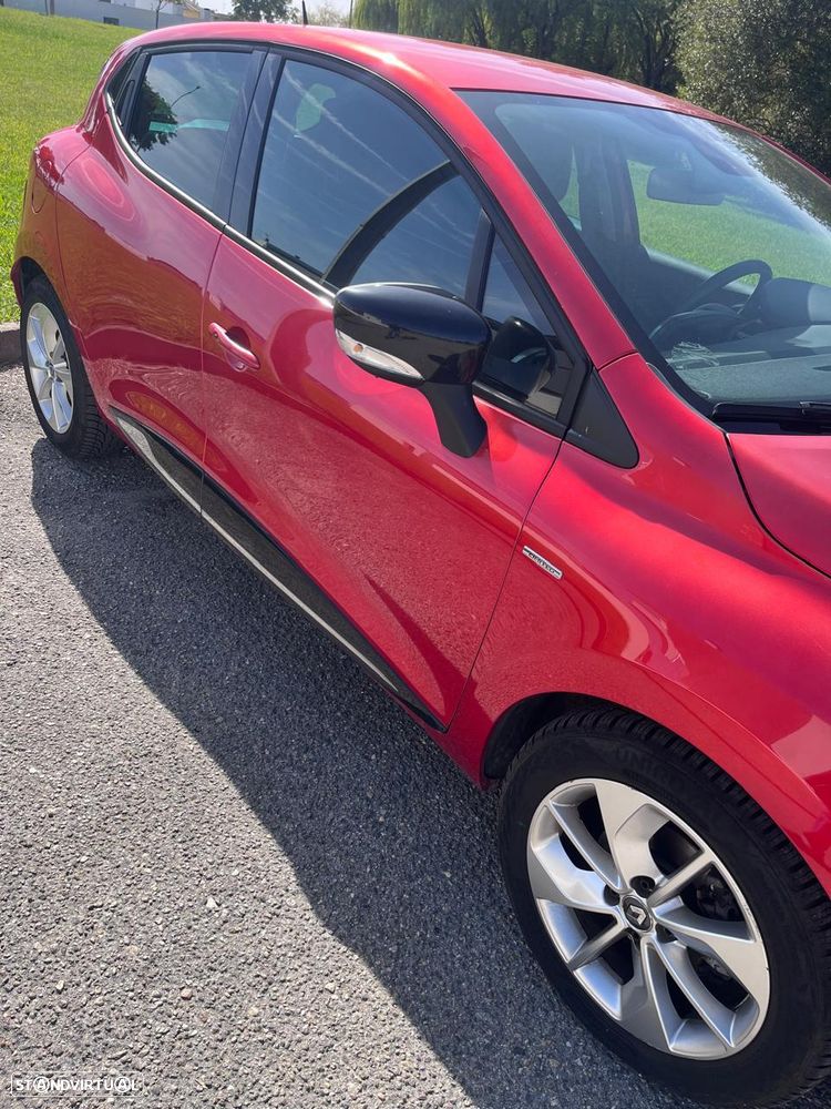 Renault Clio 1.2 16V Confort 130g - 3
