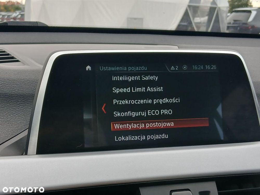 BMW X1 sDrive18i - 21