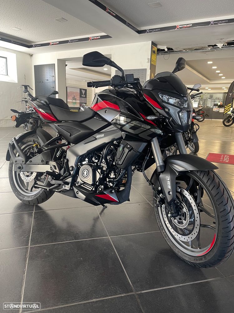 Bajaj Pulsar NS Ns 200 - 1