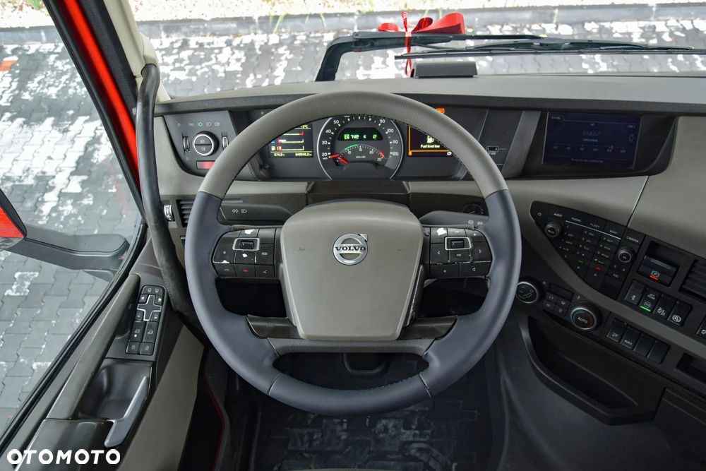 Volvo FH500 / HYDRAULIKA / EURO 6 / ACC / LEDY / ALUFELGI / SERWISOWANY / SPROWADZONY - 23