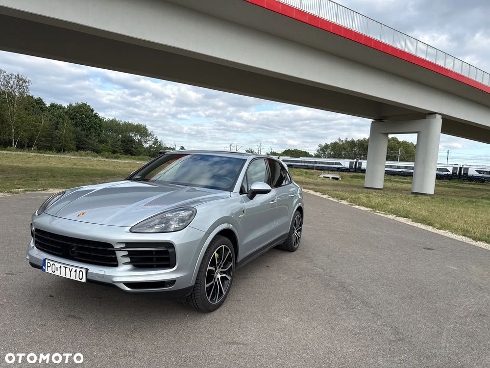 Porsche Cayenne E-Hybrid - 2