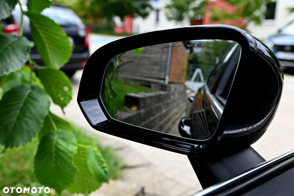 Volvo V60 B3 B Geartronic Momentum Core - 32