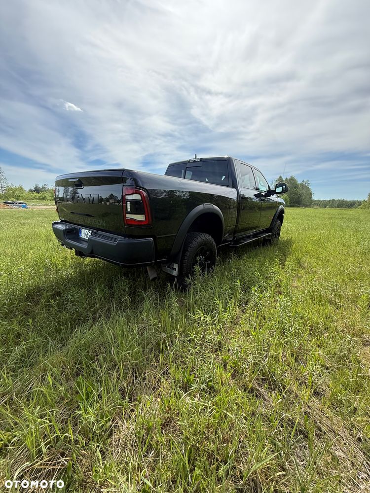 Dodge RAM - 4