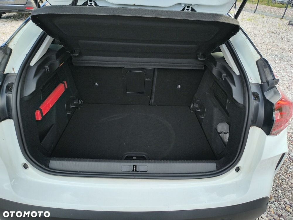 Citroën C4 1.2 PureTech Plus S&S EAT8 - 7