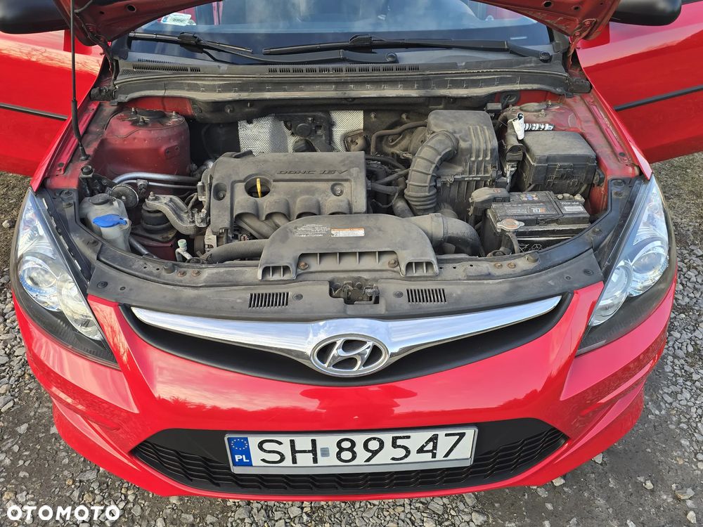 Hyundai i30 1.4 Classic + - 28