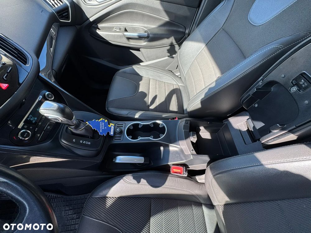 Ford Kuga - 15