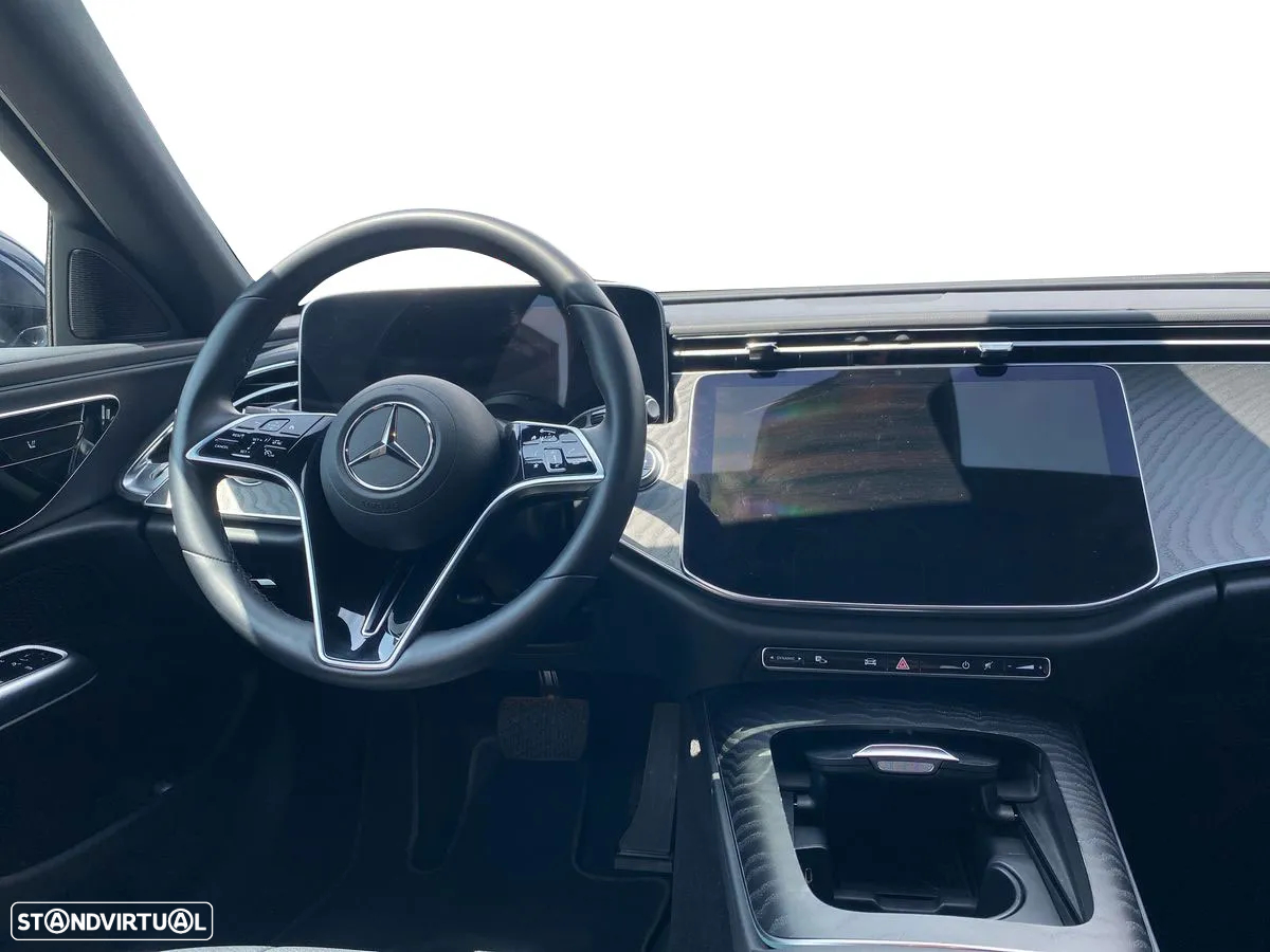 Mercedes-Benz E 220 d - 12