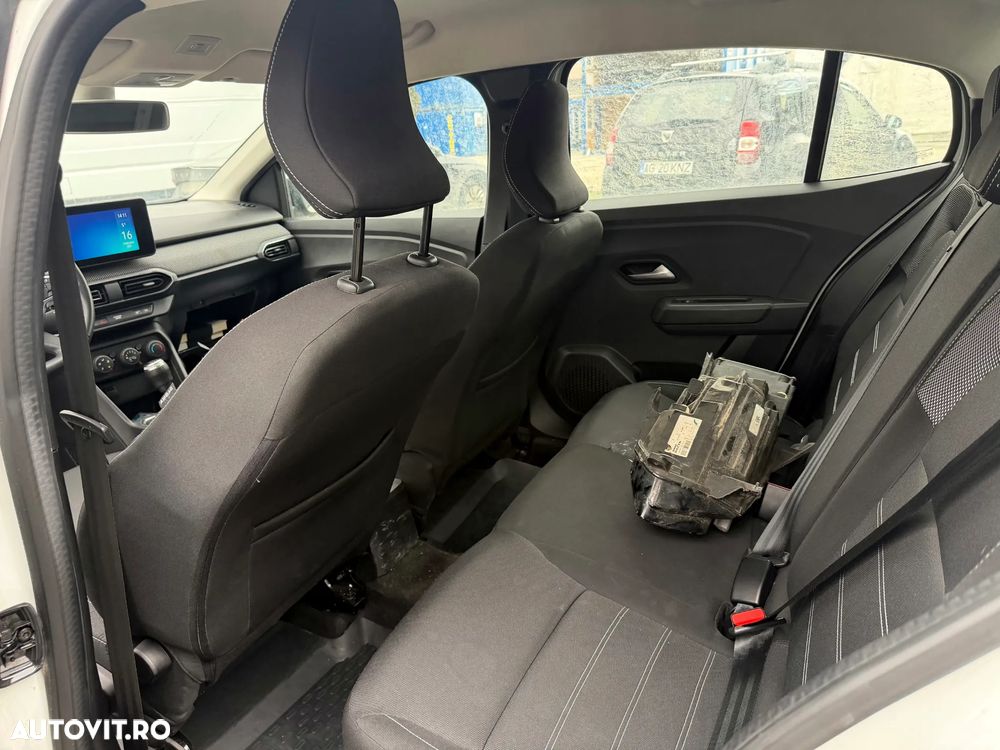 Dacia Logan TCe 90 MT5 Comfort - 10