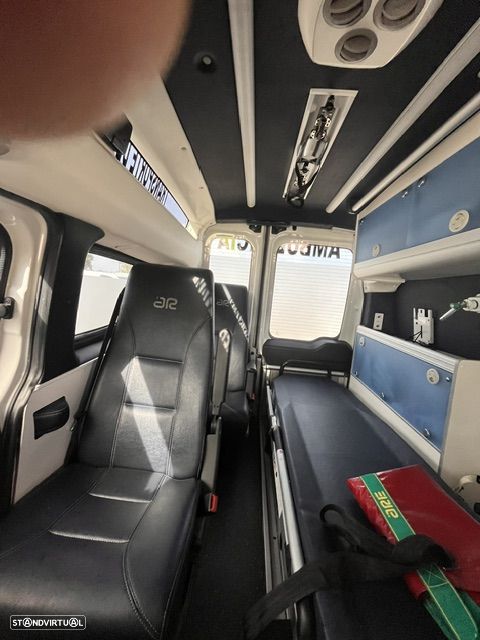 Fiat DOBLO XL 120cv AMBULANCIA - 14