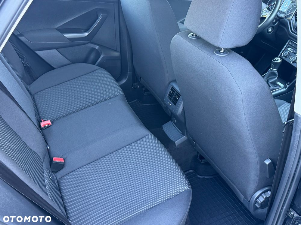 Volkswagen T-Roc - 14