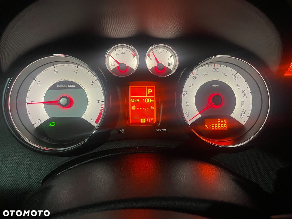 Peugeot 308 120 VTi Automatik Premium - 40