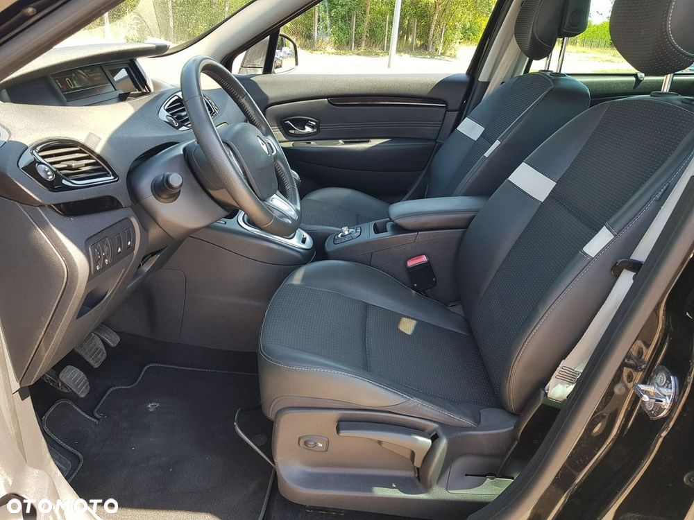 Renault Scenic 1.6 dCi Energy Bose Edition - 9