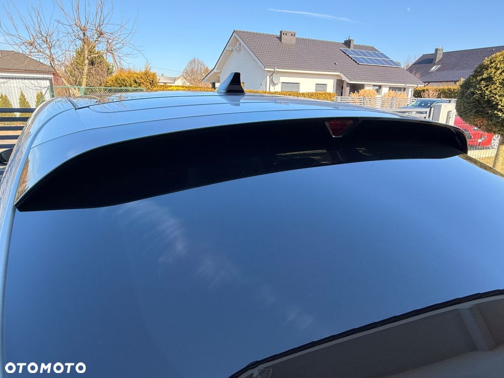 Kia ProCeed 1.6 T-GDI GT DCT - 19