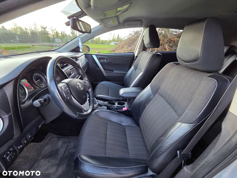 Toyota Auris - 7