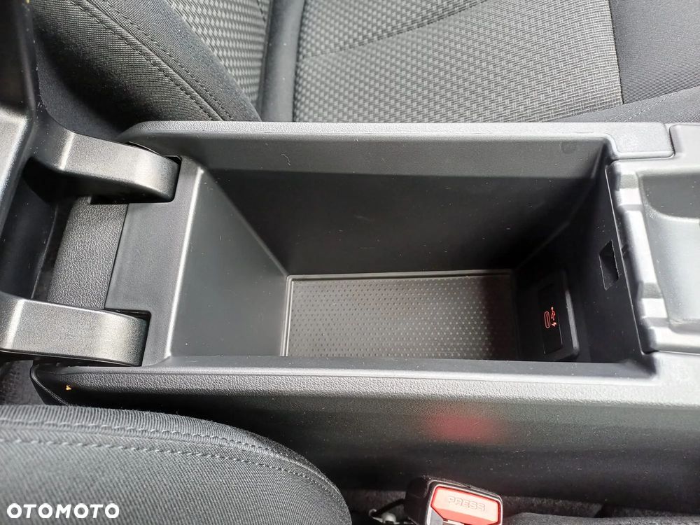 BMW Seria 1 118i GPF Advantage - 15