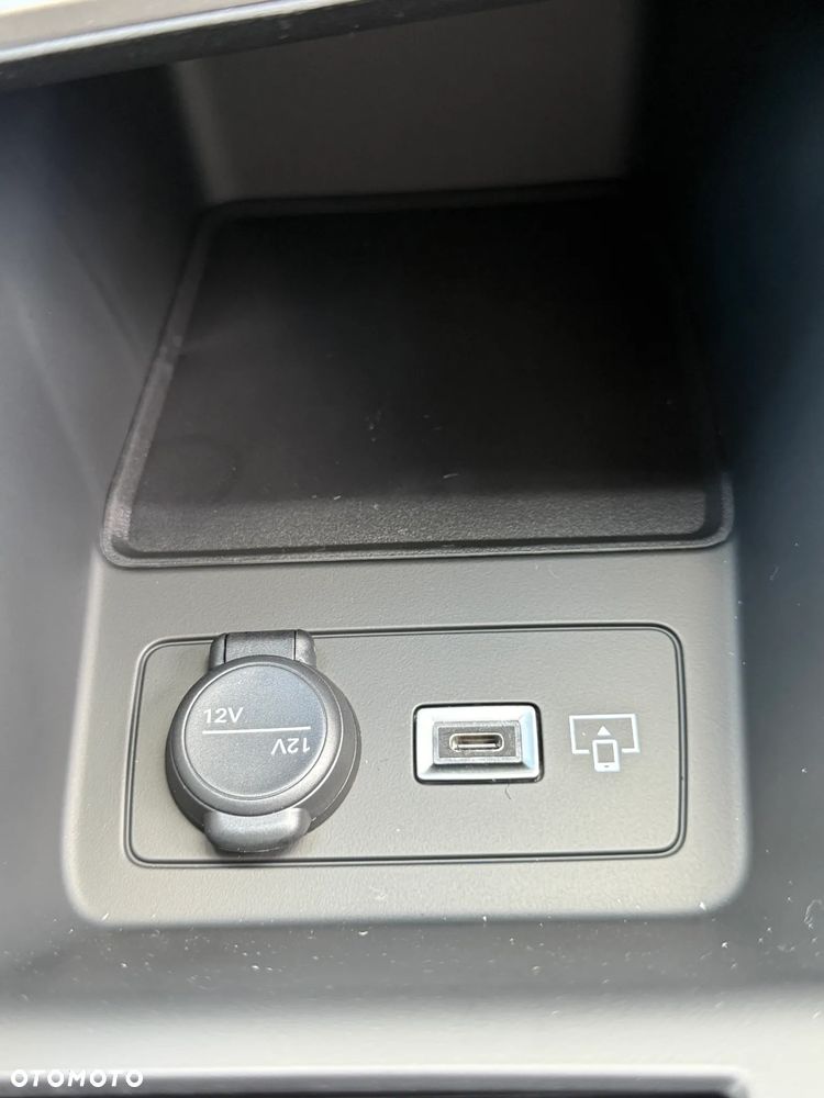 Peugeot 408 1.6 Plug-in Hybrid 240 GT Exclusive e-DCS7 - 12