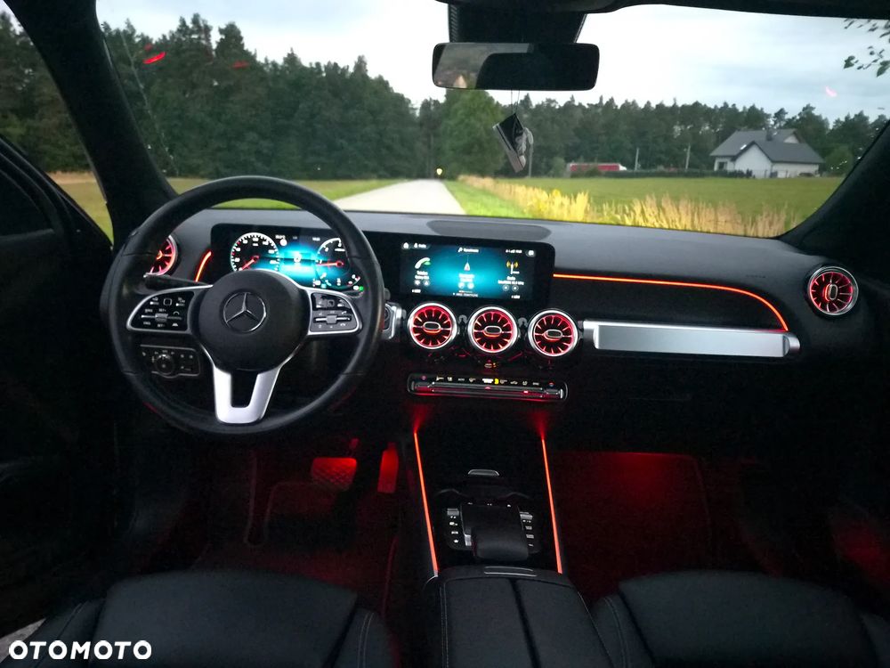 Mercedes-Benz GLB - 7