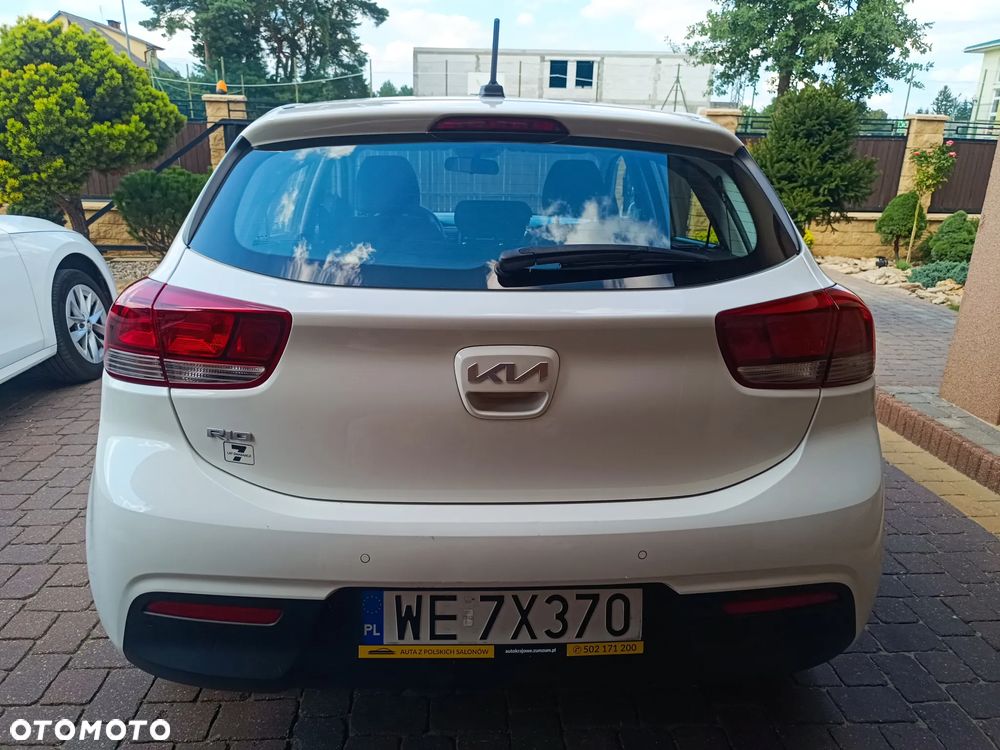 Kia Rio 1.2 M - 16